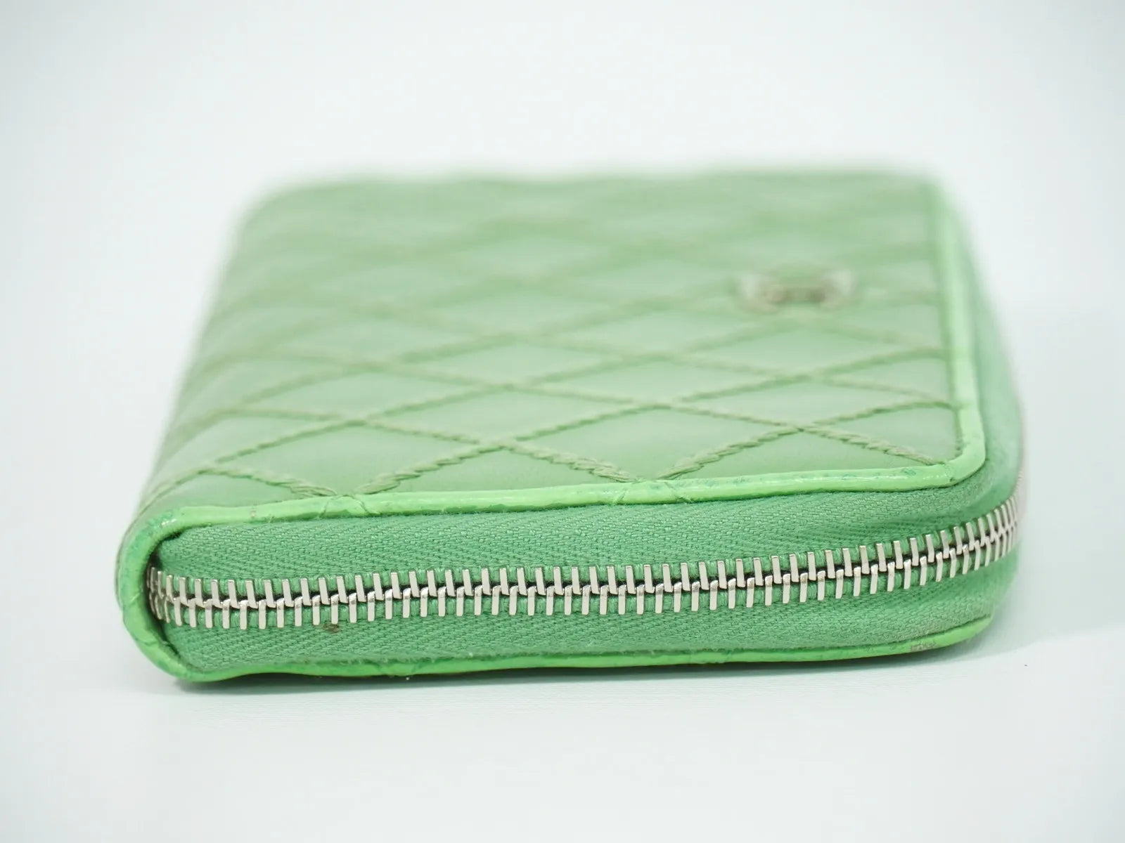 Chanel Wild Stitch Topics Wallet Lambskin Green Leather Wallets Accessory (Pre-Owned)