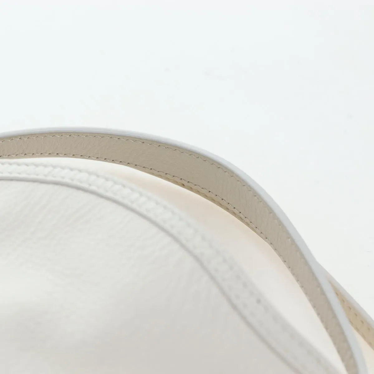 Givenchy Voyou Leather White Leather Shoulder Bag Bag (Pre-Owned)