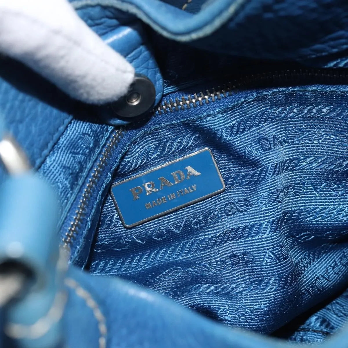 Prada Vitello Daino Convertible Tote Vitello Daino Blue Leather Handbag (Pre-Owned)