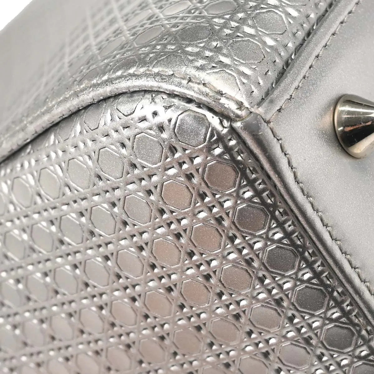 Christian Dior Lady Dior Micro Cannage Metallic Calfskin Silver Calfskin Handbag (Pre-Owned)
