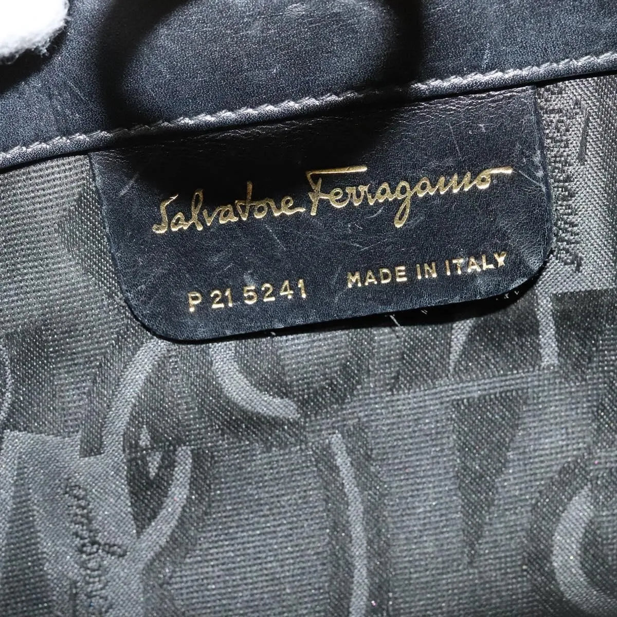 Salvatore Ferragamo Vintage Gancini Chain Leather Black Leather Shoulder Bag Bag (Pre-Owned)