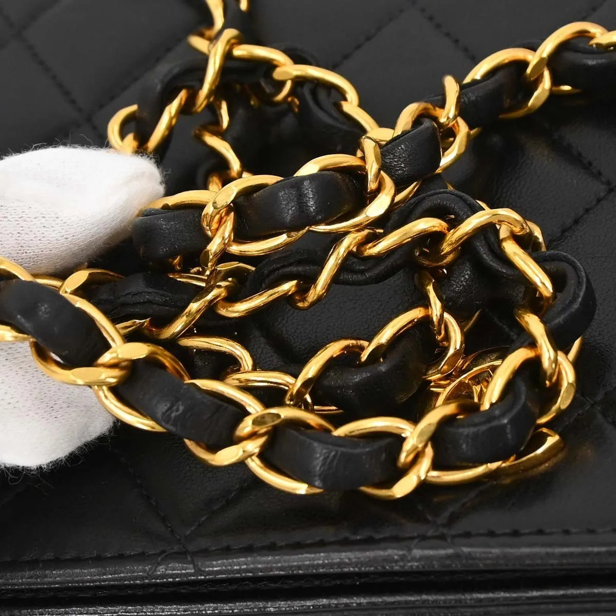 Chanel Vintage Full Flap Quilted Lambskin Black Leather Shoulder Bag Bag (Pre-Owned)