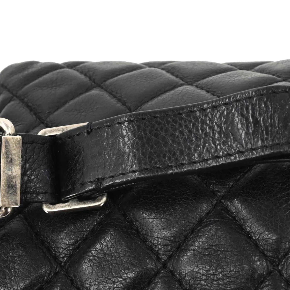 Chanel Bum Leather Black Leather Handbag (Pre-Owned)