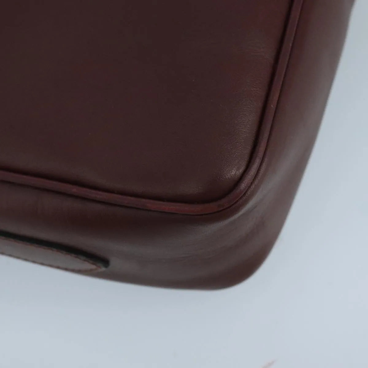 Cartier Must De Cartier Leather Burgundy Leather Shoulder Bag Bag (Pre-Owned)