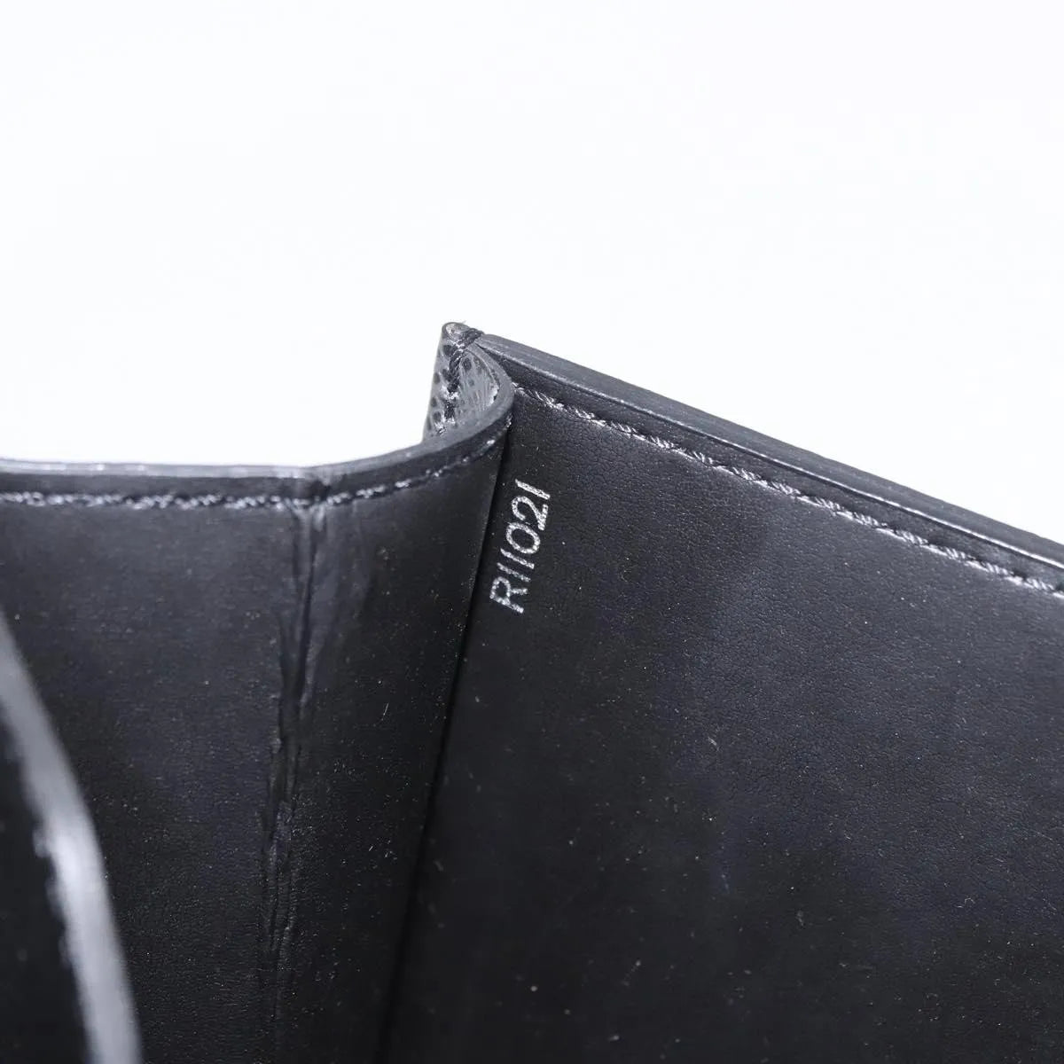 Louis Vuitton Serviette Moskova Taiga Leather Black Leather Briefcase Bag (Pre-Owned)