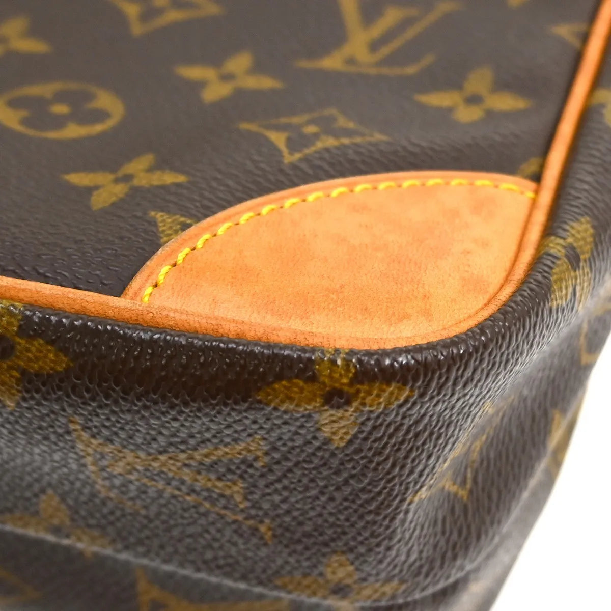 Louis Vuitton Amazone Monogram Canvas Brown Canvas Shoulder Bag Bag (Pre-Owned)