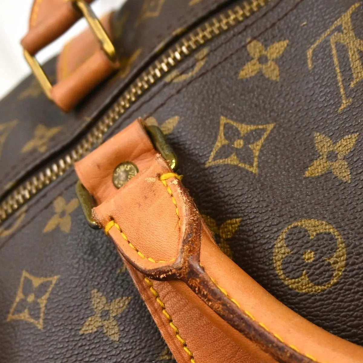 Louis Vuitton Keepall Monogram Canvas Brown Canvas Travel Bag Bag (Pre-Owned)