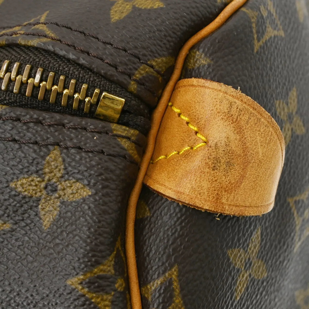 Louis Vuitton Keepall Bag Monogram Canvas Brown Canvas Travel Bag Bag (Pre-Owned)