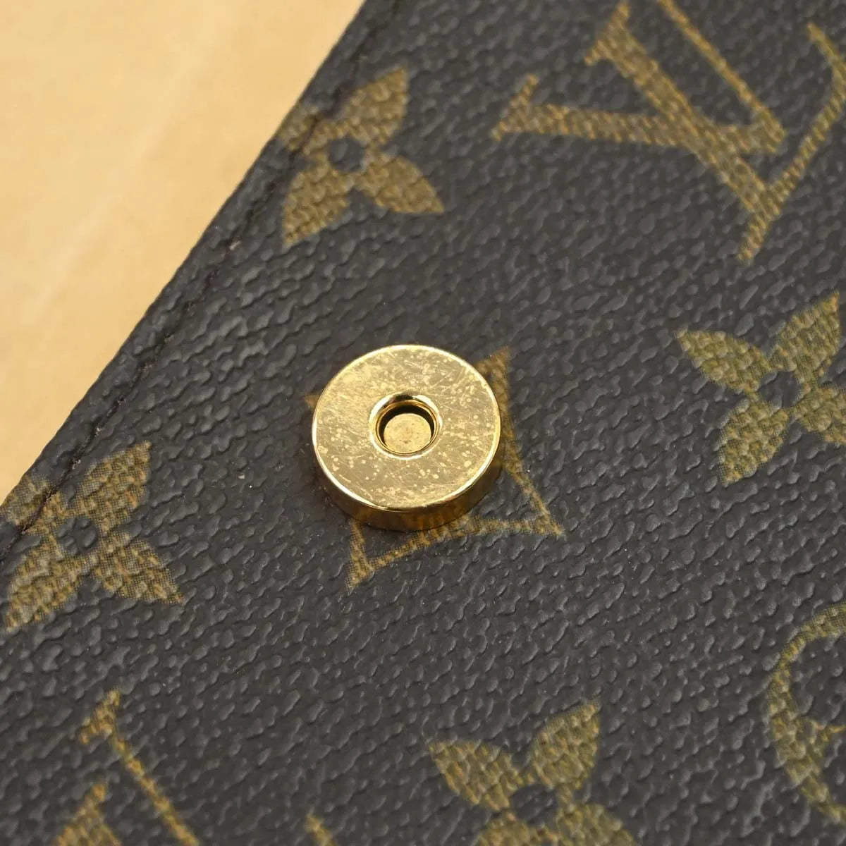 Louis Vuitton Florentine Waist Monogram Canvas Brown Canvas Clutche & Pouche Bag (Pre-Owned)