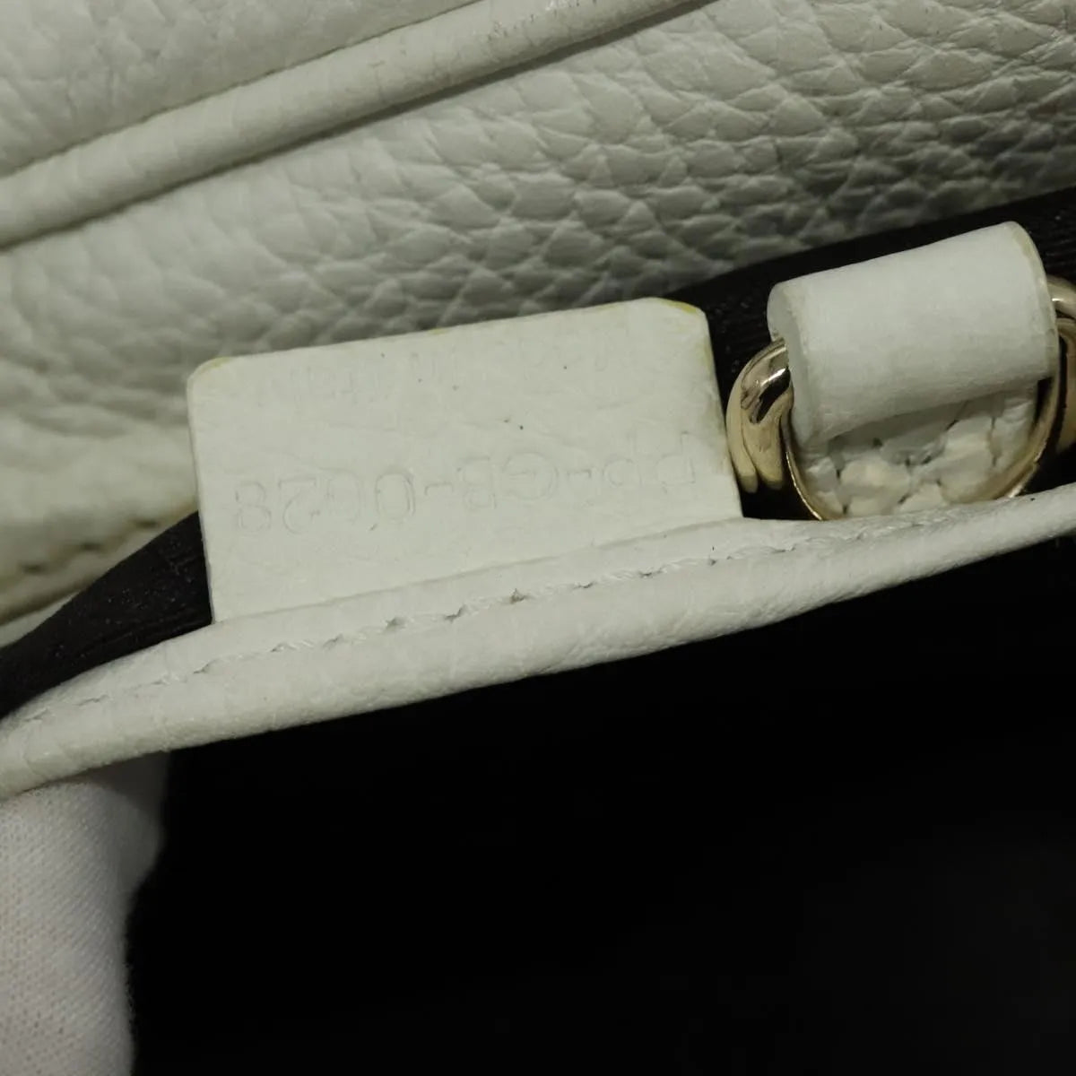Celine Vintage Leather White Leather Handbag (Pre-Owned)