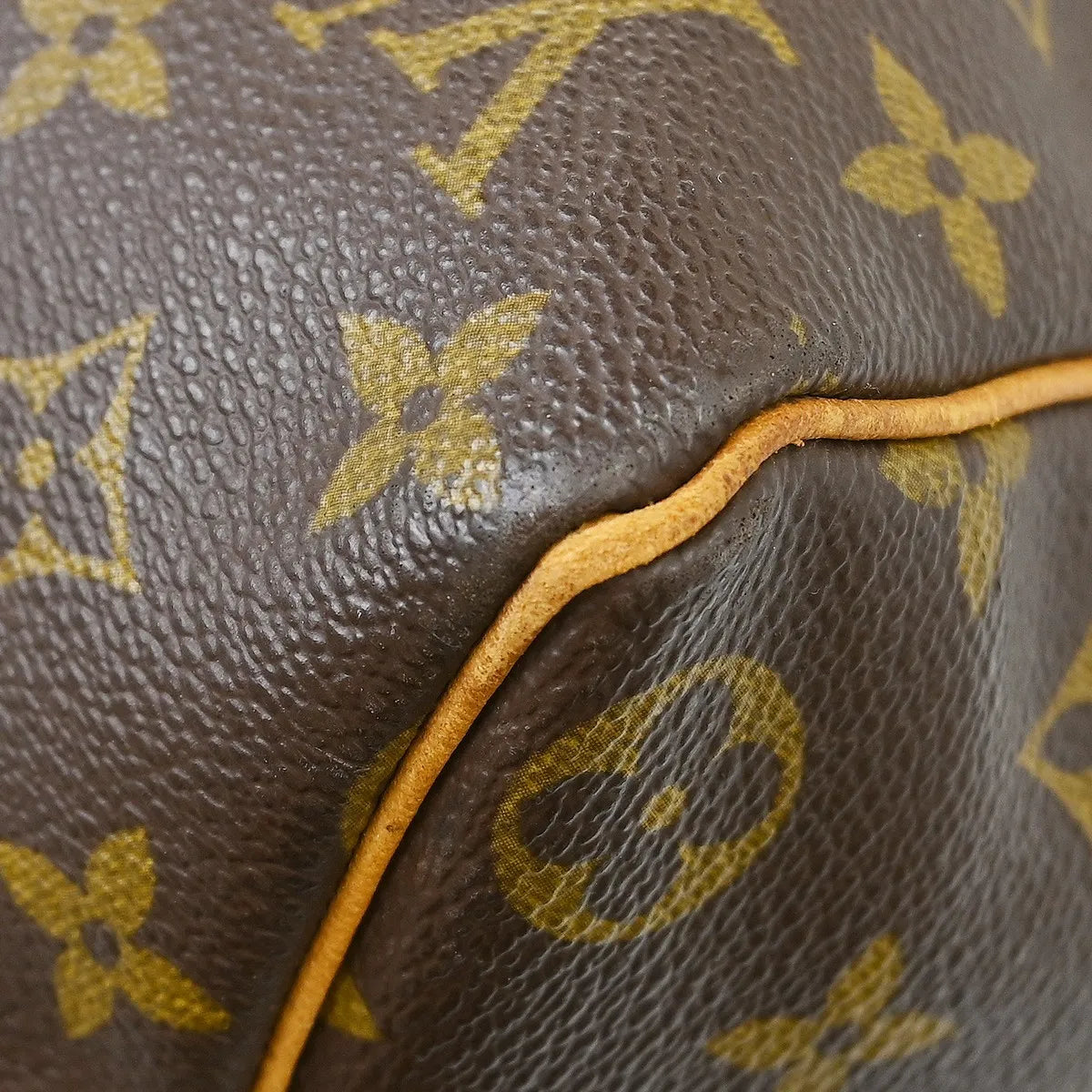Louis Vuitton Keepall Monogram Canvas Brown Canvas Travel Bag Bag (Pre-Owned)