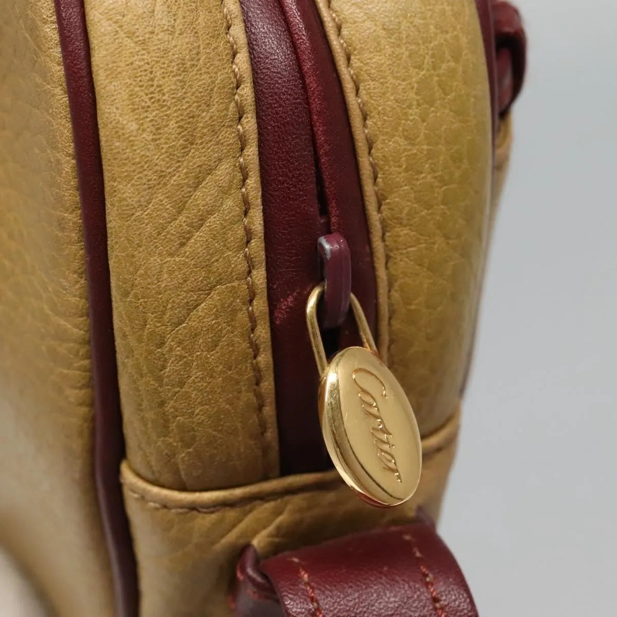 Cartier Tasseled Must De Cartier Leather Yellow Leather Shoulder Bag Bag (Pre-Owned)