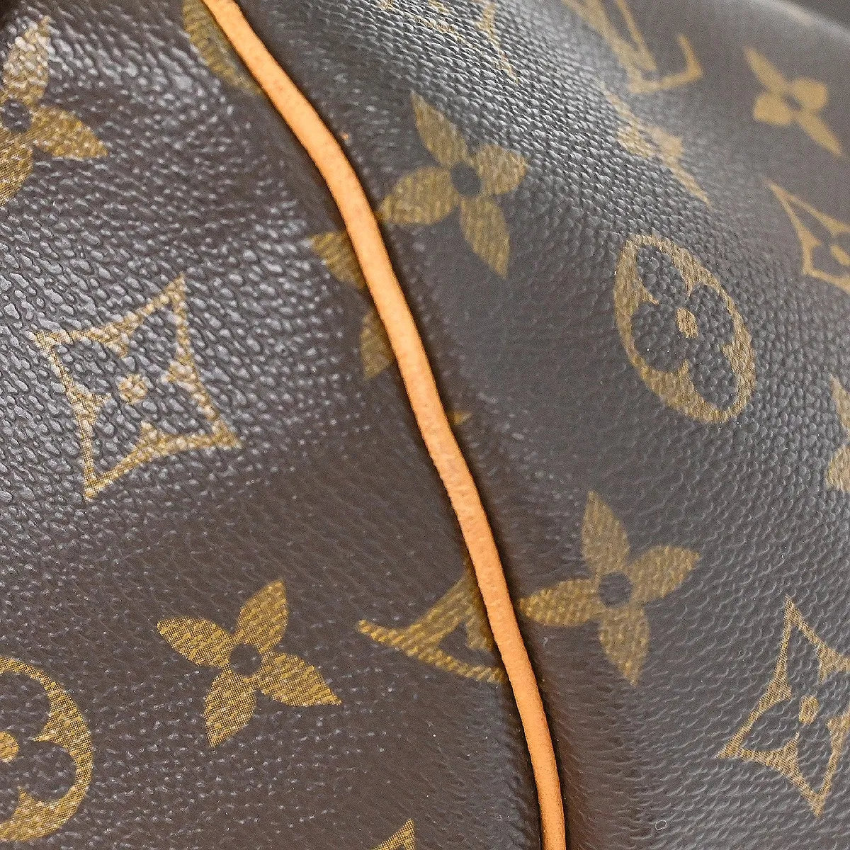 Louis Vuitton Keepall Monogram Canvas Brown Canvas Travel Bag Bag (Pre-Owned)