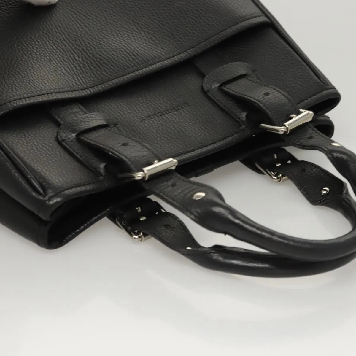 Burberry Vintage Leather Black Leather Handbag (Pre-Owned)