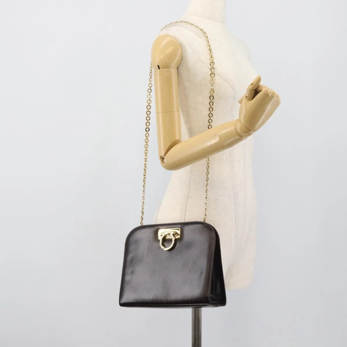 Salvatore Ferragamo Vintage Gancini Chain Leather Brown Leather Shoulder Bag Bag (Pre-Owned)