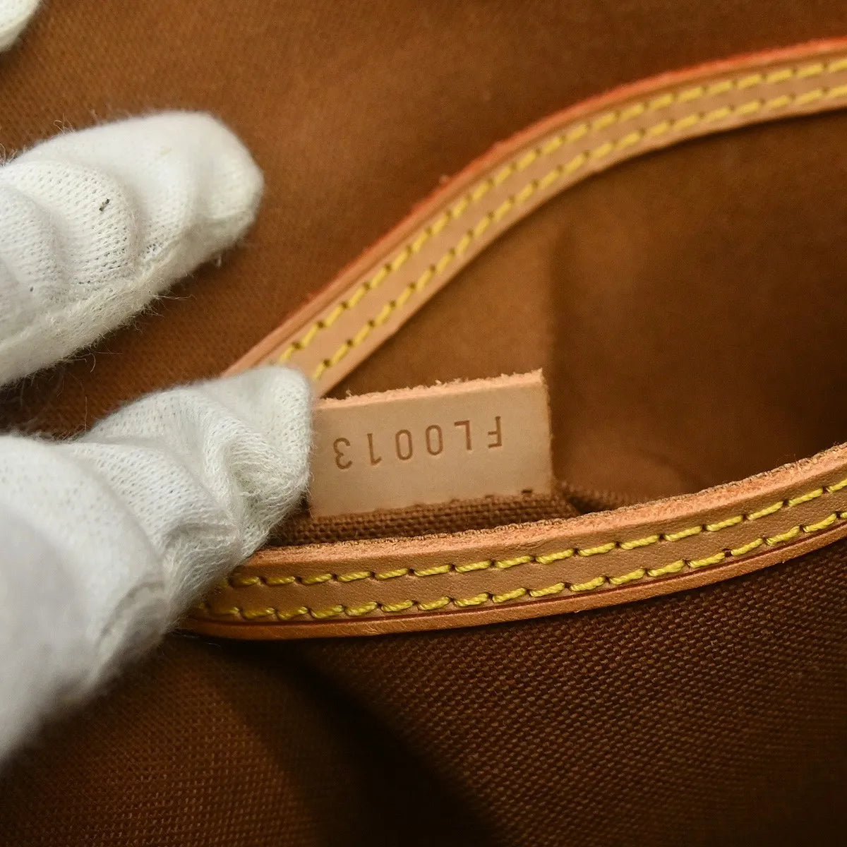 Louis Vuitton Alma Monogram Brown Canvas Handbag (Pre-Owned)