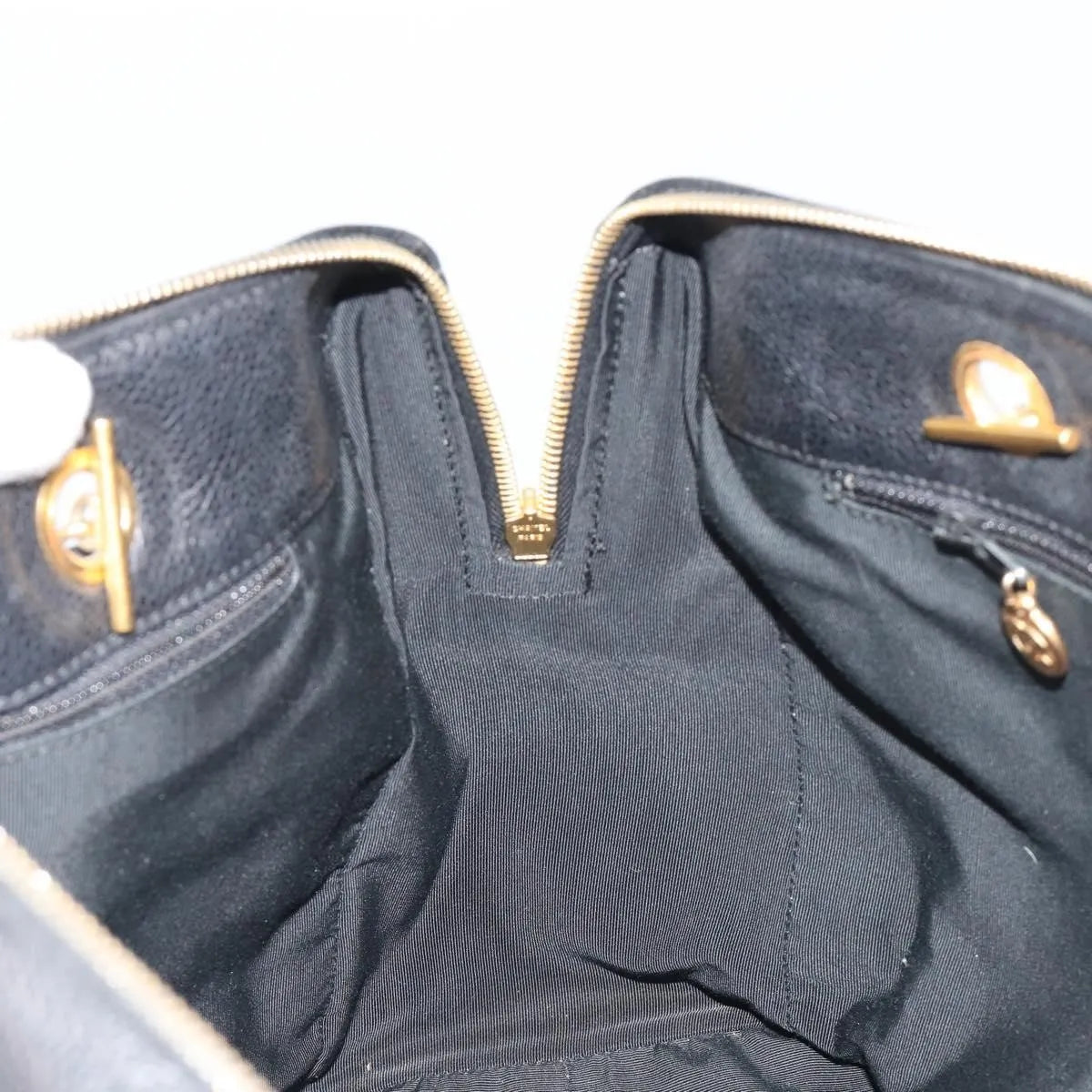 Chanel Vintage Timeless Zip Caviar Black Calfskin Shoulder Bag Bag (Pre-Owned)