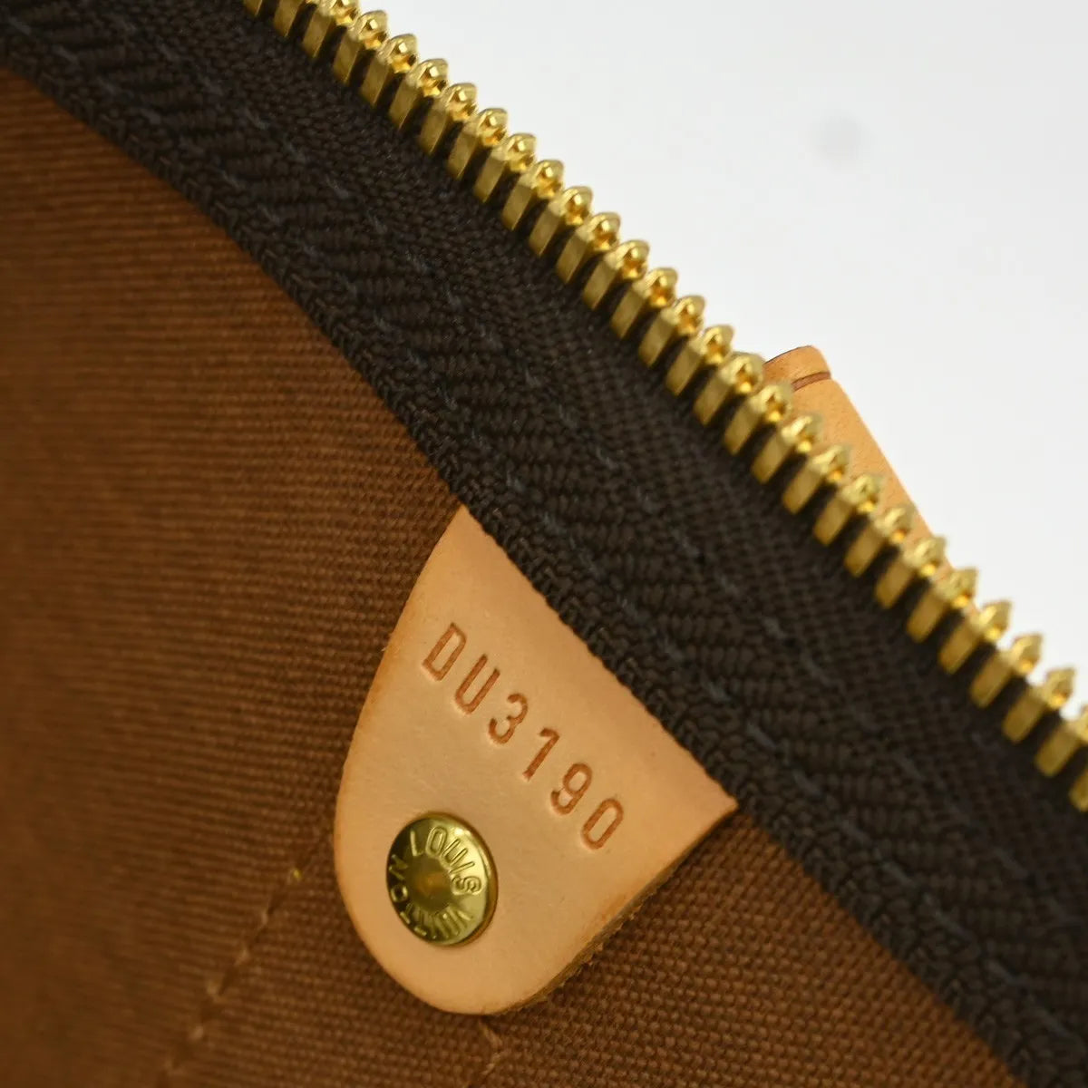 Louis Vuitton Keepall Monogram Canvas Brown Canvas Travel Bag Bag (Pre-Owned)
