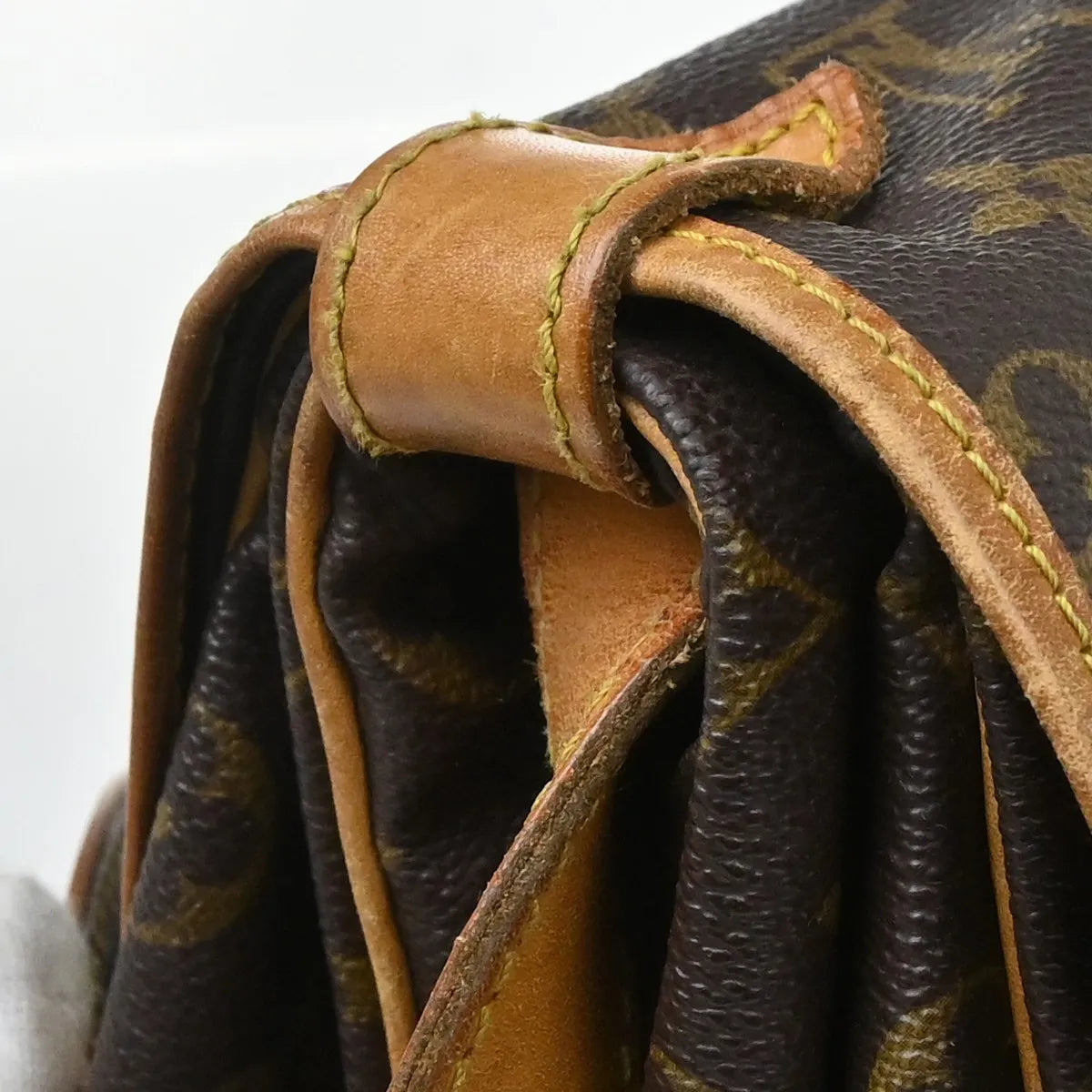 Louis Vuitton Saumur Handbag Monogram Canvas Brown Canvas Shoulder Bag Bag (Pre-Owned)