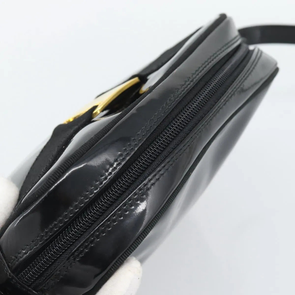 Salvatore Ferragamo Vala Patent Leather Black Patent_Leather Shoulder Bag Bag (Pre-Owned)