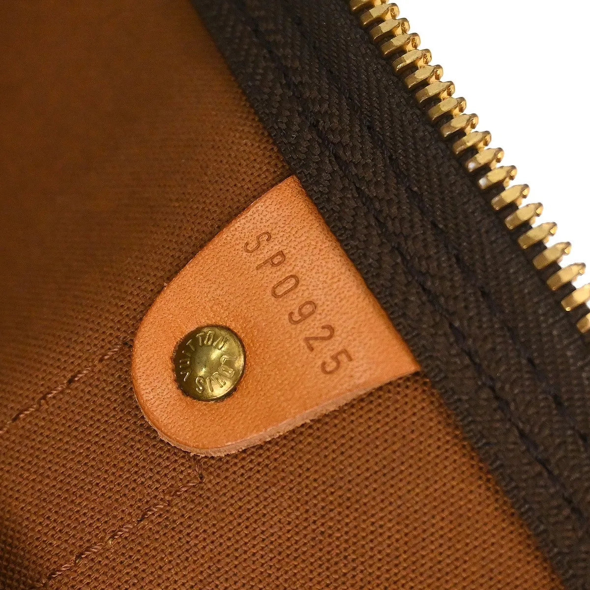 Louis Vuitton Keepall Monogram Canvas Brown Canvas Travel Bag Bag (Pre-Owned)