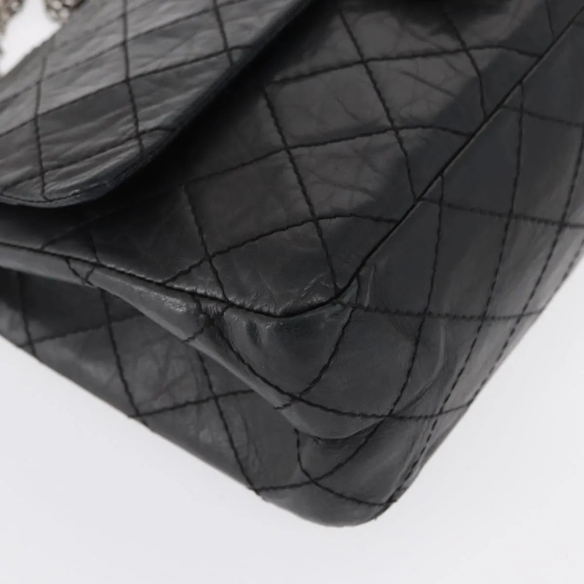 Chanel Reissue 2.55 Flap Quilted Aged Calfskin Black Leather Handbag (Pre-Owned)