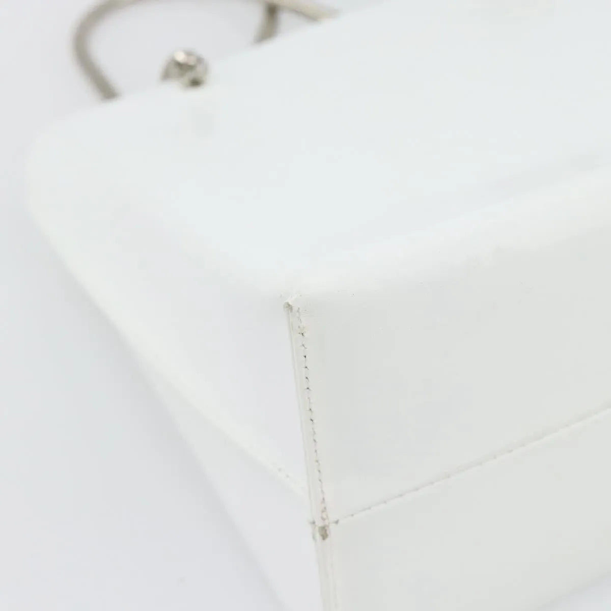Givenchy Shoulder Leather White Leather Shoulder Bag Bag (Pre-Owned)