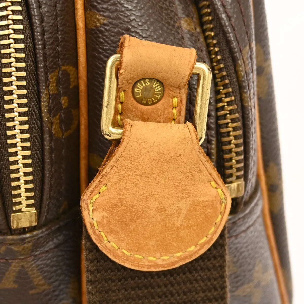 Louis Vuitton Reporter Monogram Brown Canvas Shoulder Bag Bag (Pre-Owned)