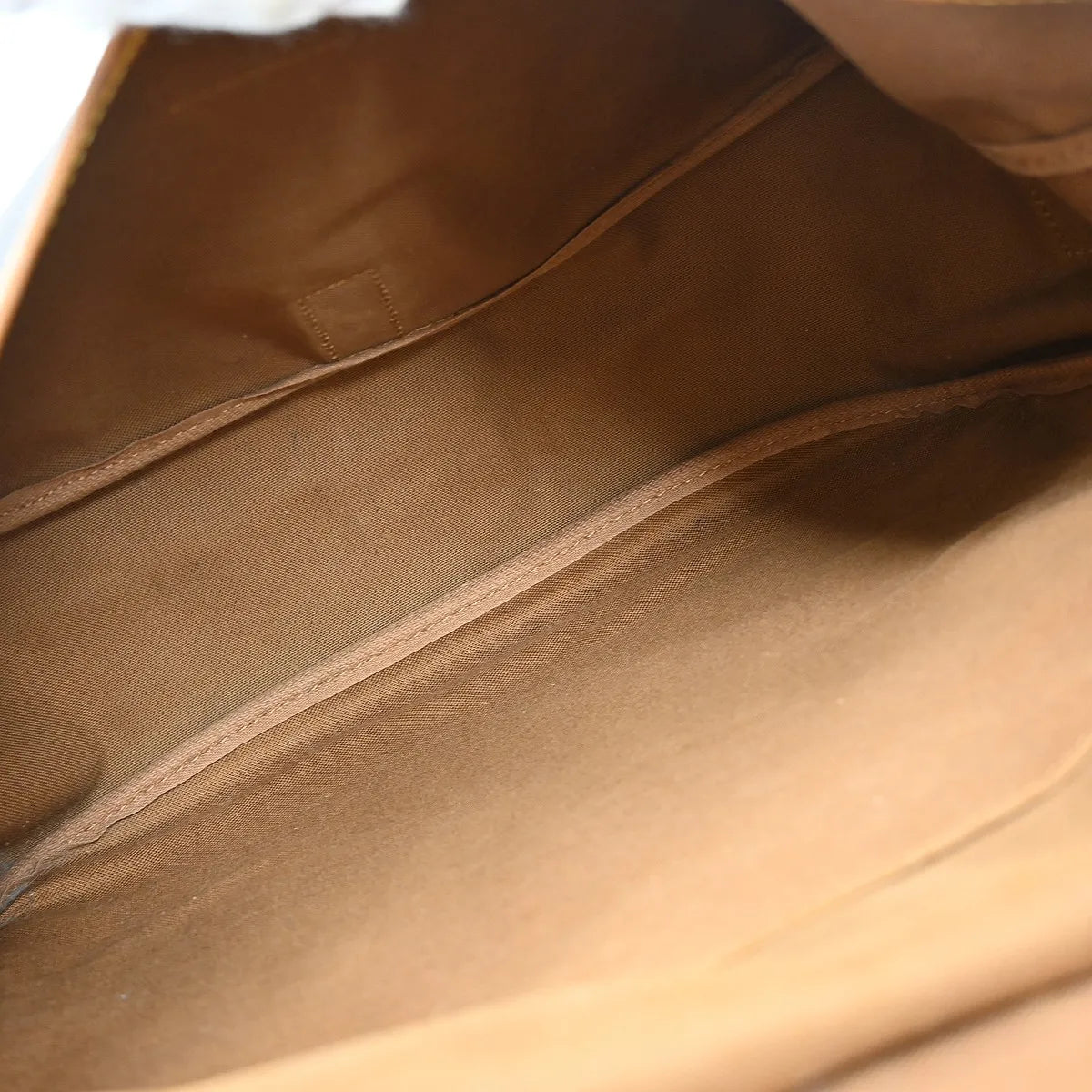 Louis Vuitton Saumur Monogram Brown Canvas Shoulder Bag Bag (Pre-Owned)