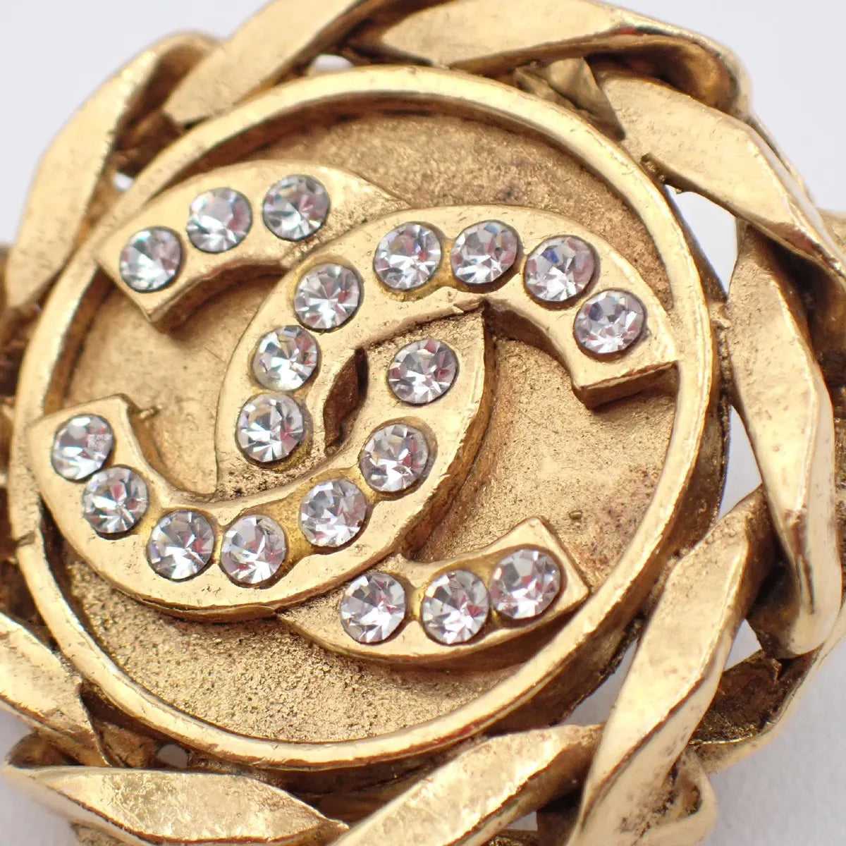 Chanel Vintage Cc Round Clip-On Metal With Crystals Gold Gold_Plated Earrings Jewelry (Pre-Owned)