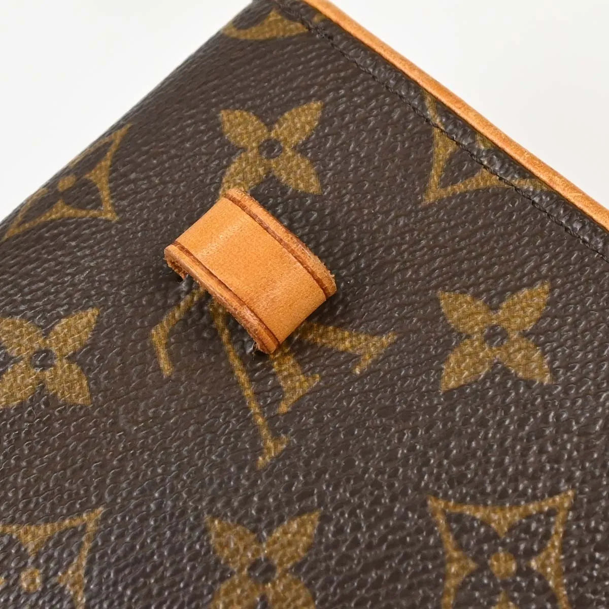 Louis Vuitton Florentine Waist Bag Monogram Brown Canvas Clutche & Pouche Bag (Pre-Owned)