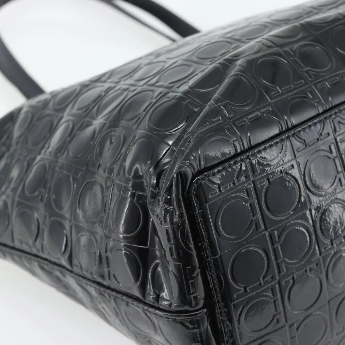 Salvatore Ferragamo Gancini Tote Patent Leather Black Patent_Leather Tote Bag Bag (Pre-Owned)