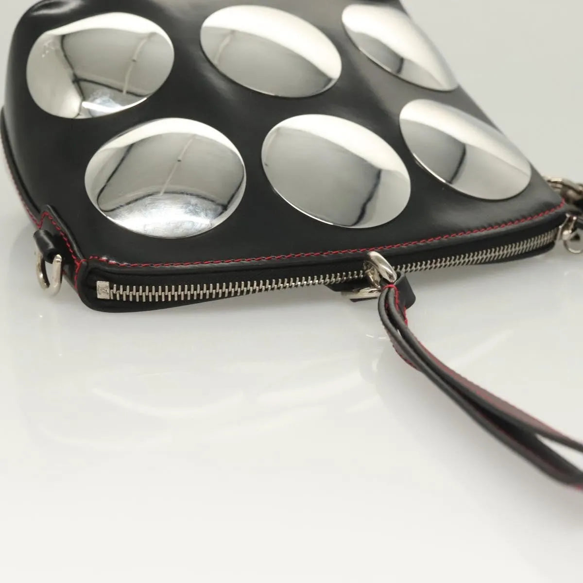 Louis Vuitton Suhari Lockit Leather Black Leather Handbag (Pre-Owned)