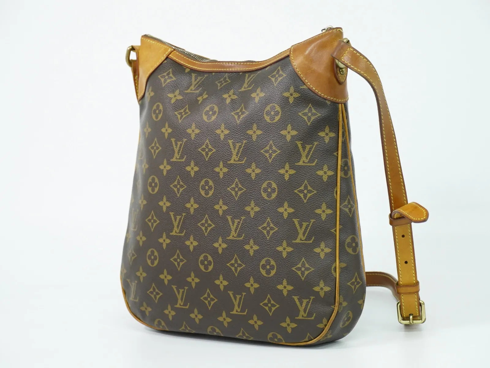 Louis Vuitton Odeon Monogram Canvas Brown Canvas Shoulder Bag Bag (Pre-Owned)