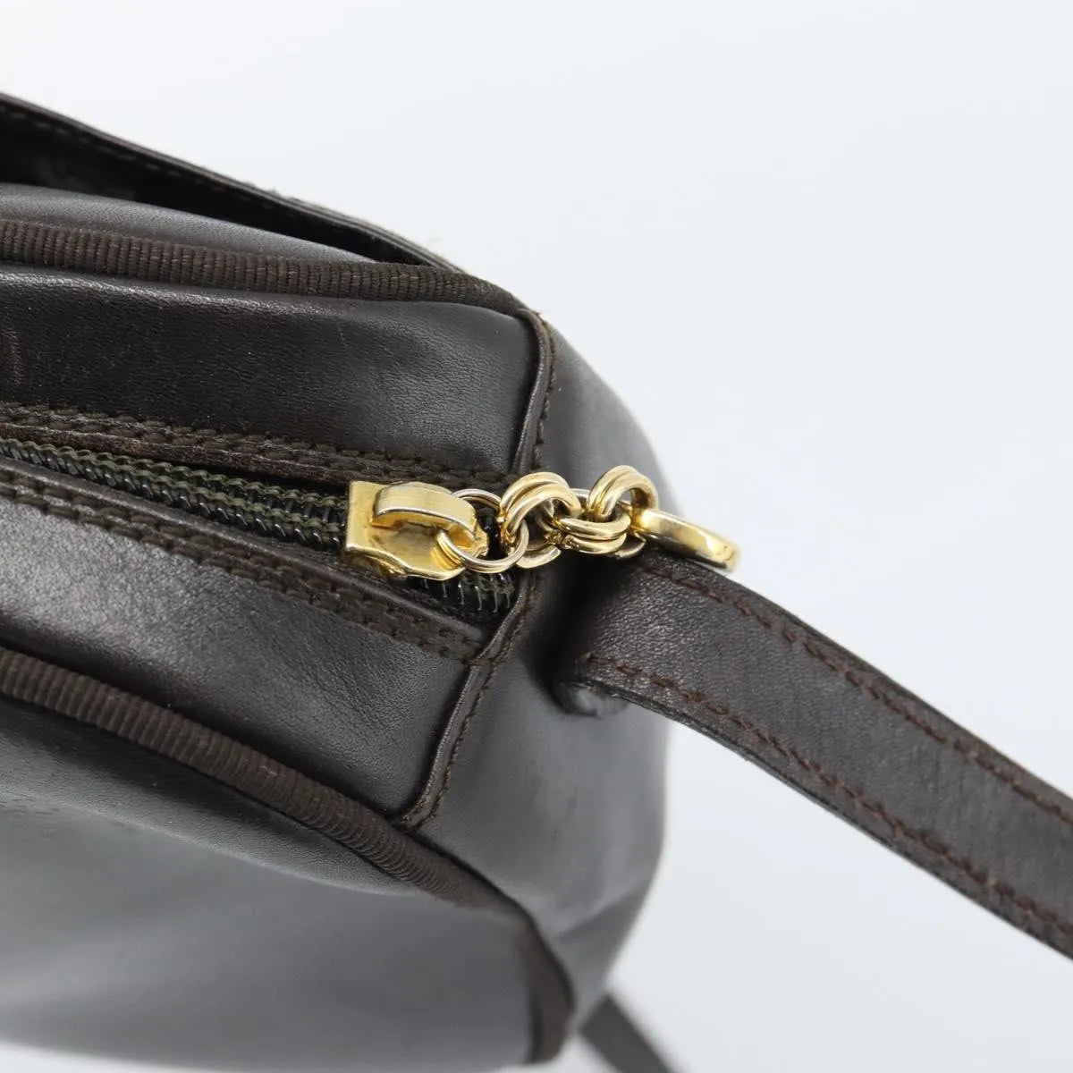 Salvatore Ferragamo Vala Leather Brown Leather Shoulder Bag Bag (Pre-Owned)