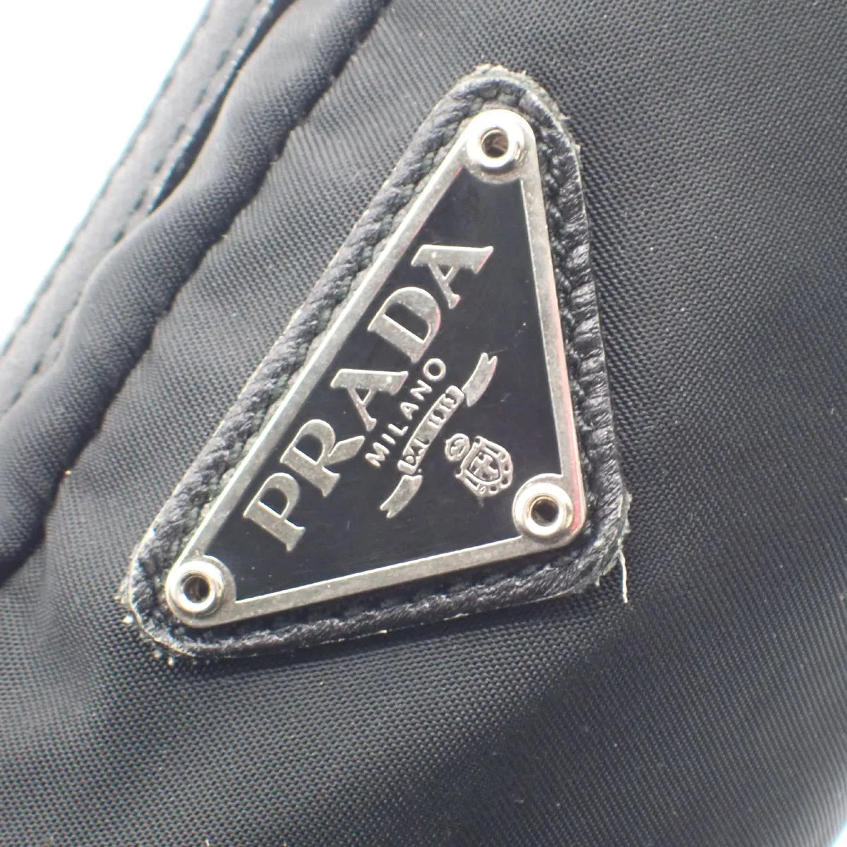 Prada Padded Zip Belt Tessuto Black Nylon Clutche & Pouche Bag (Pre-Owned)