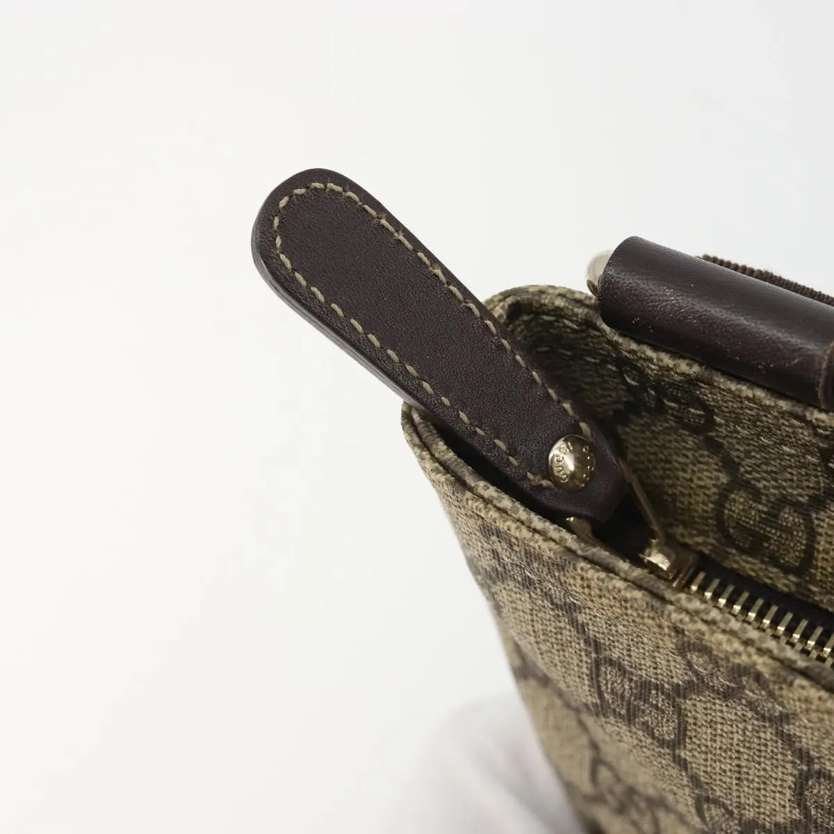 Gucci Zip Top Messenger Gg Canvas With Leather Beige Canvas Shoulder Bag Bag (Pre-Owned)