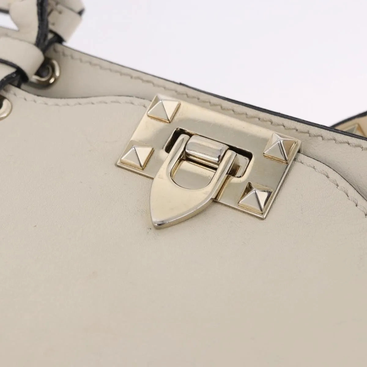 Valentino Garavani Rockstud Tote Soft Leather White Leather Tote Bag Bag (Pre-Owned)