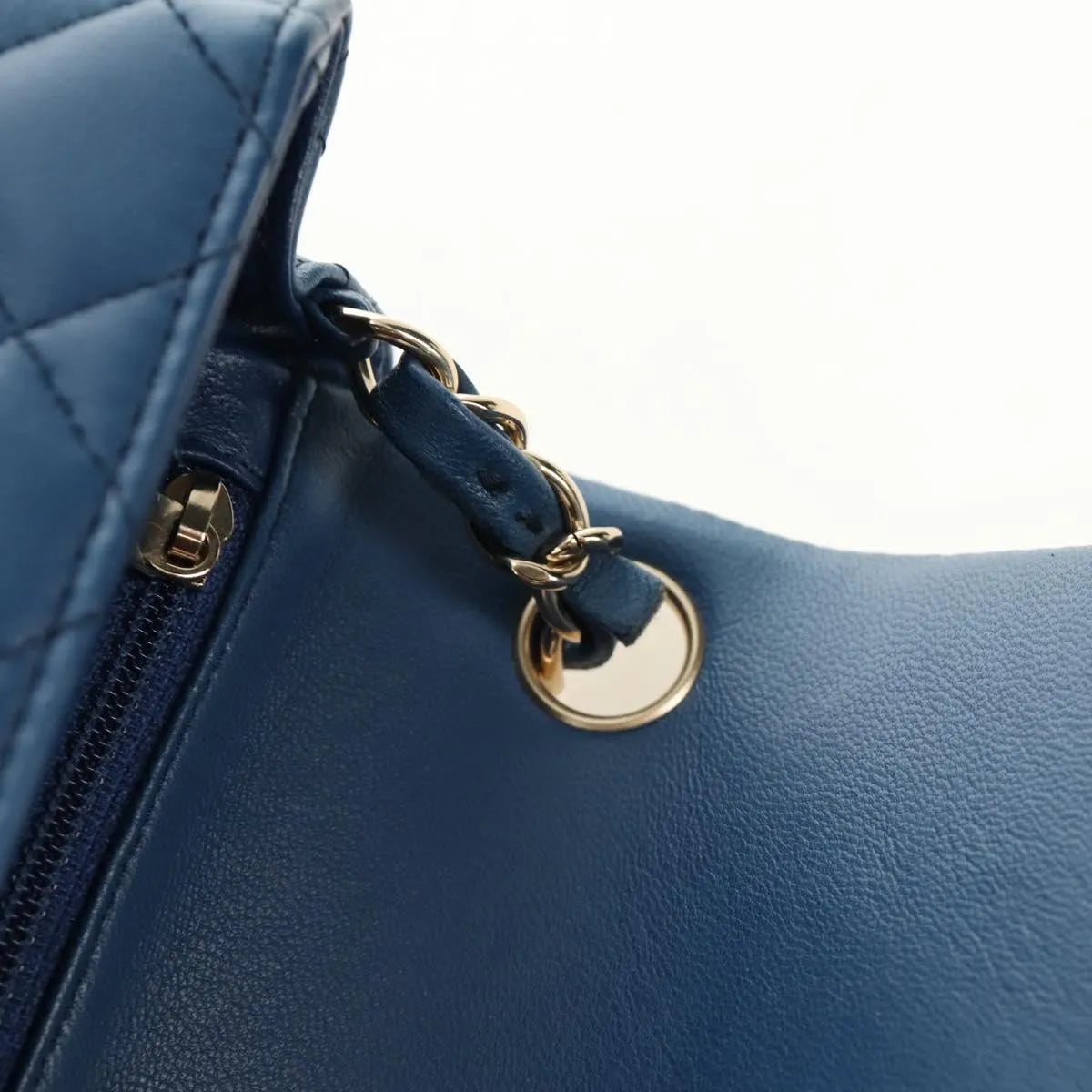 Chanel Square Classic Single Flap Quilted Lambskin Blue Leather Handbag (Pre-Owned)