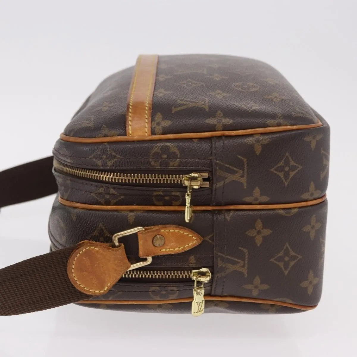 Louis Vuitton Reporter Monogram Brown Canvas Shoulder Bag Bag (Pre-Owned)