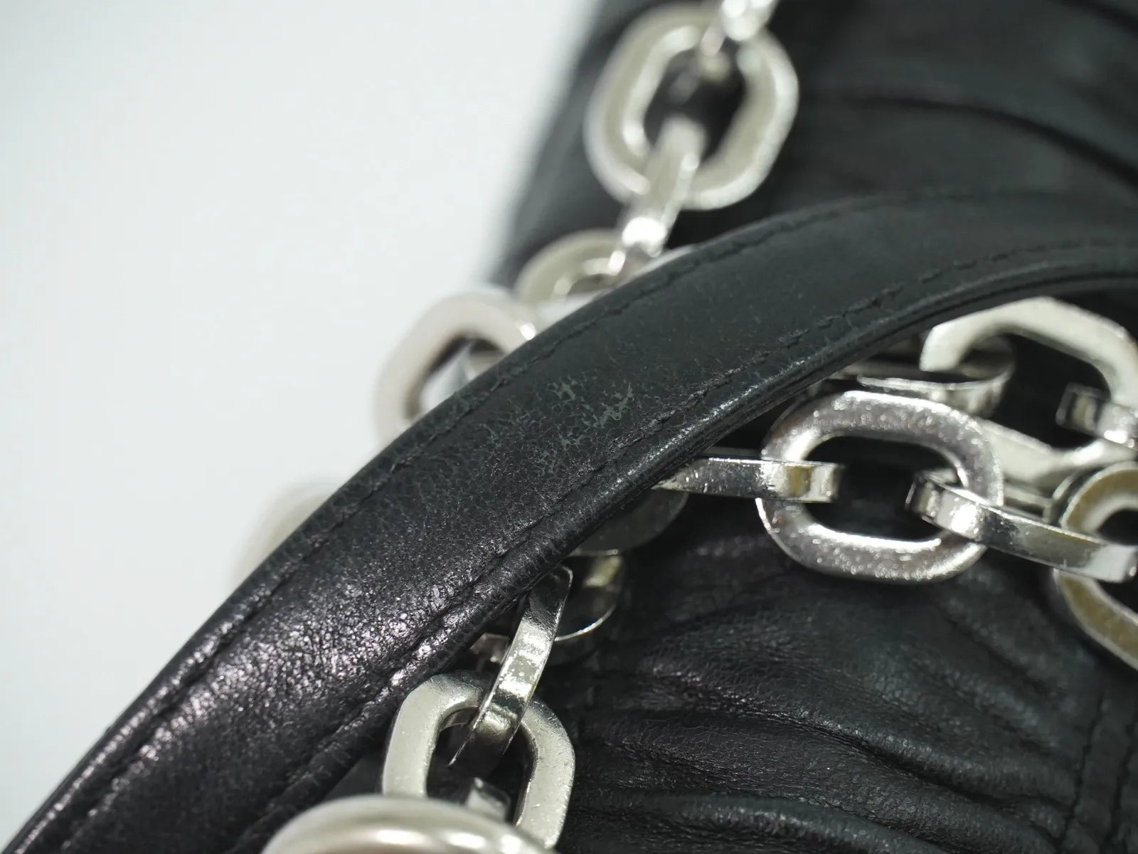 Prada Compartment Chain Flap Nappa Gaufre Black Leather Shoulder Bag Bag (Pre-Owned)