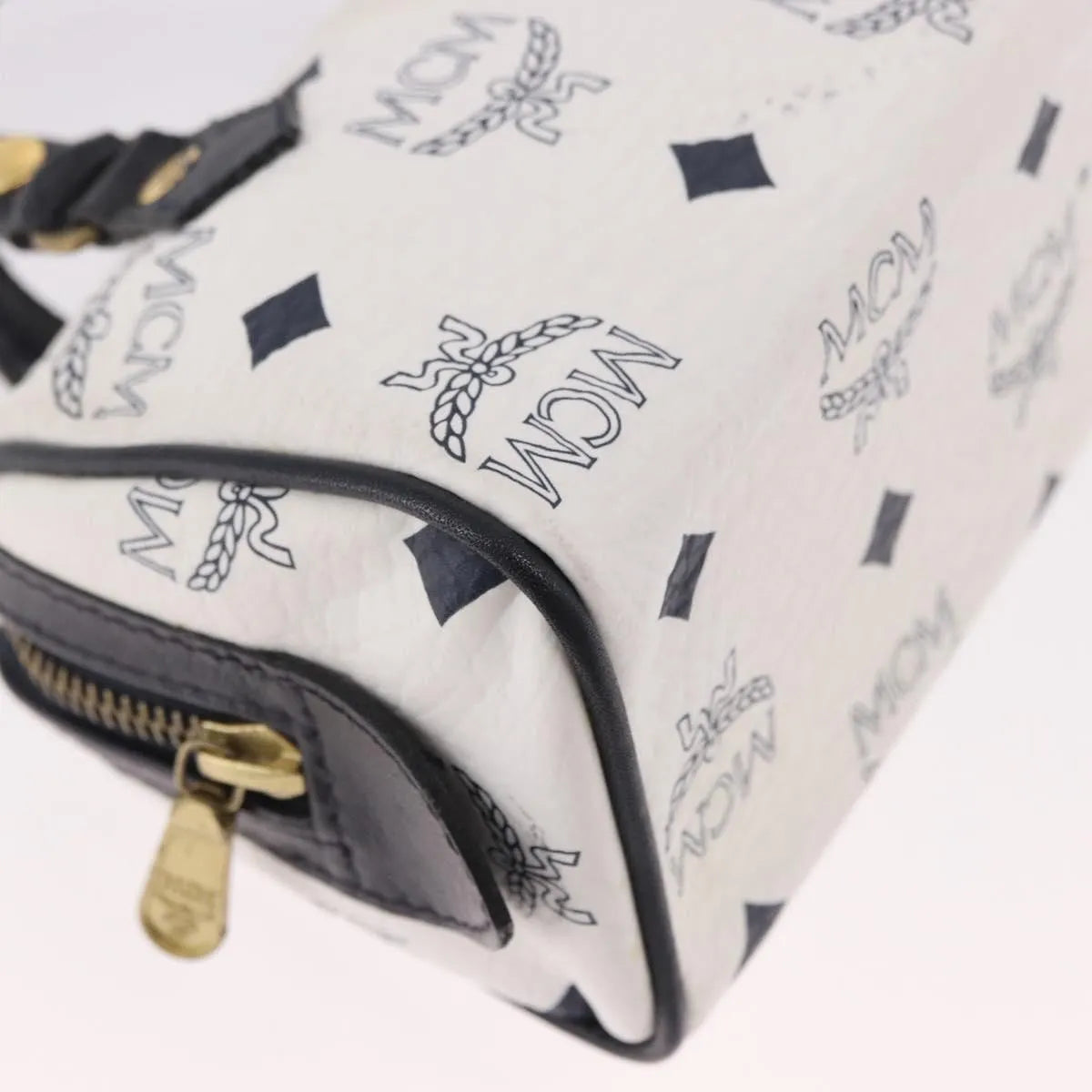MCM Visetos Leather White Leather Handbag (Pre-Owned)