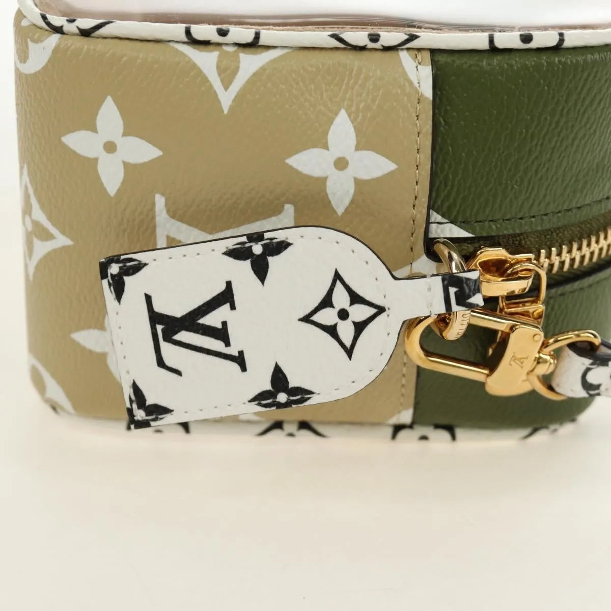 Louis Vuitton Beach Limited Edition Colored Monogram Giant Green Canvas Clutche & Pouche Bag (Pre-Owned)