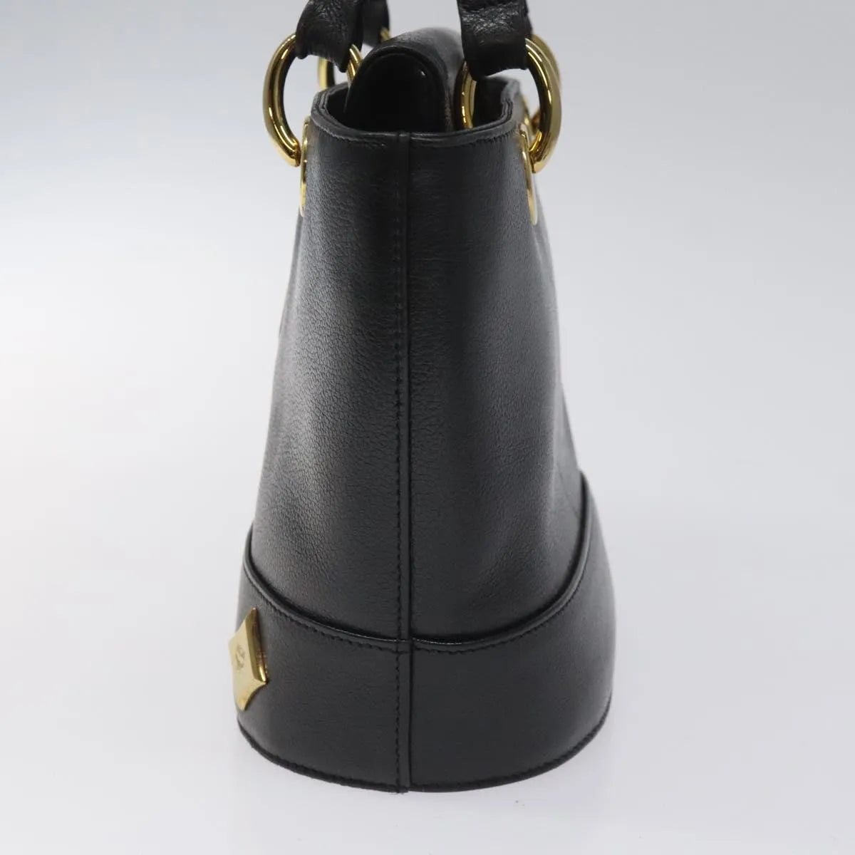 MCM Vintage Leather Black Leather Handbag (Pre-Owned)