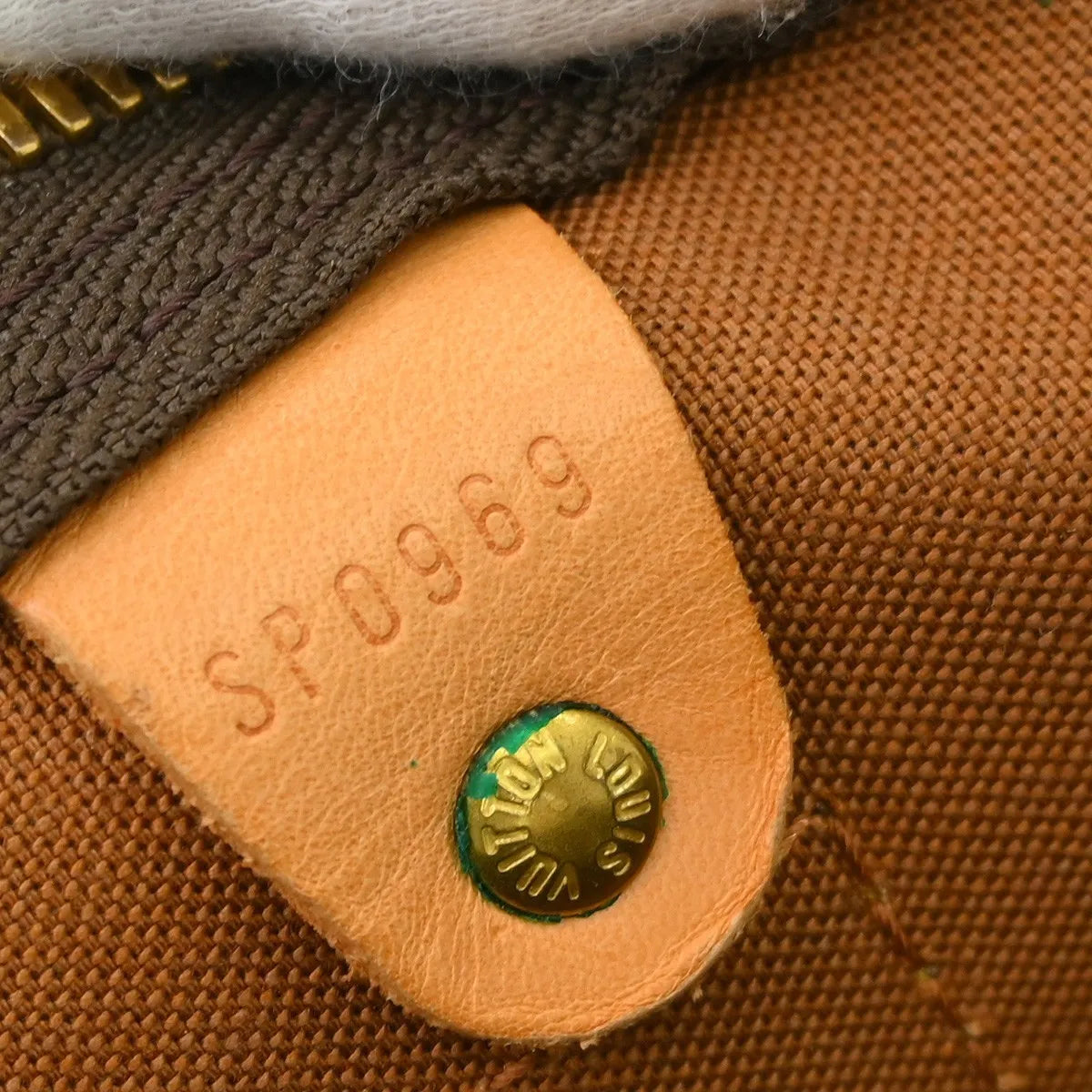 Louis Vuitton Keepall Monogram Canvas Brown Canvas Travel Bag Bag (Pre-Owned)