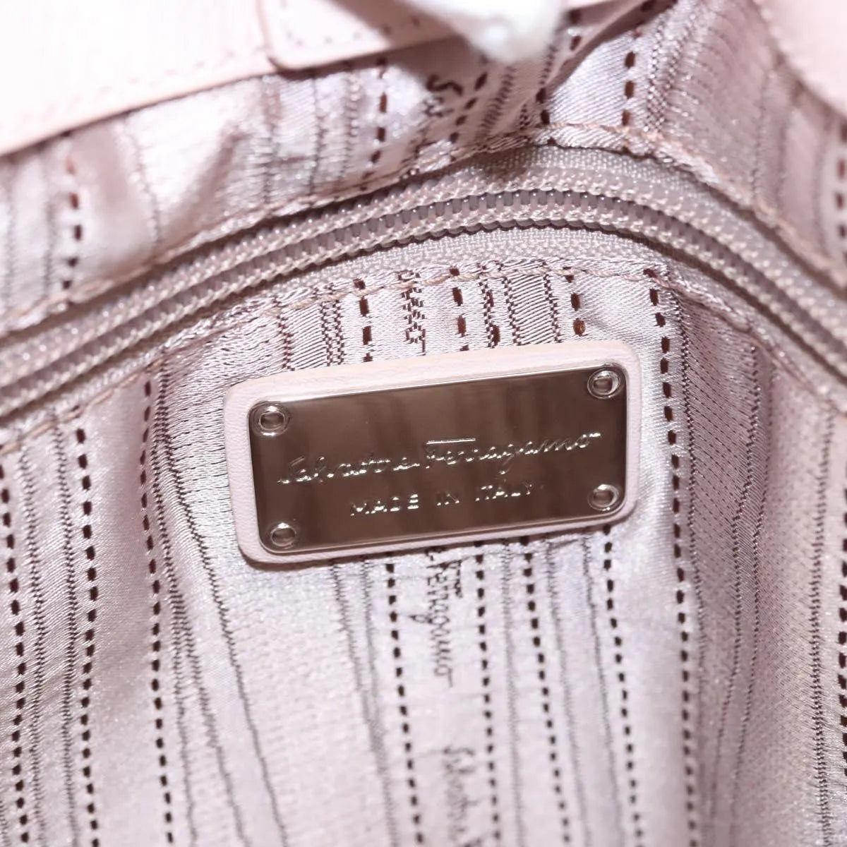 Salvatore Ferragamo Vala Patent Leather Beige Patent_Leather Handbag (Pre-Owned)