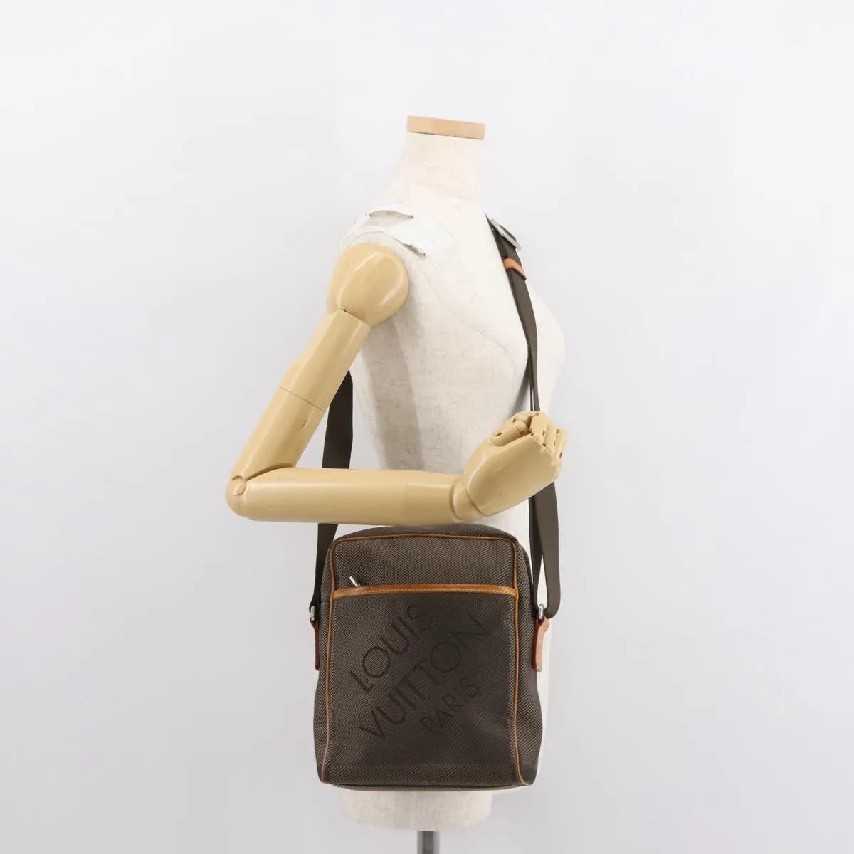 Louis Vuitton Citadin Messenger Damier Geant Canvas Brown Canvas Shoulder Bag Bag (Pre-Owned)