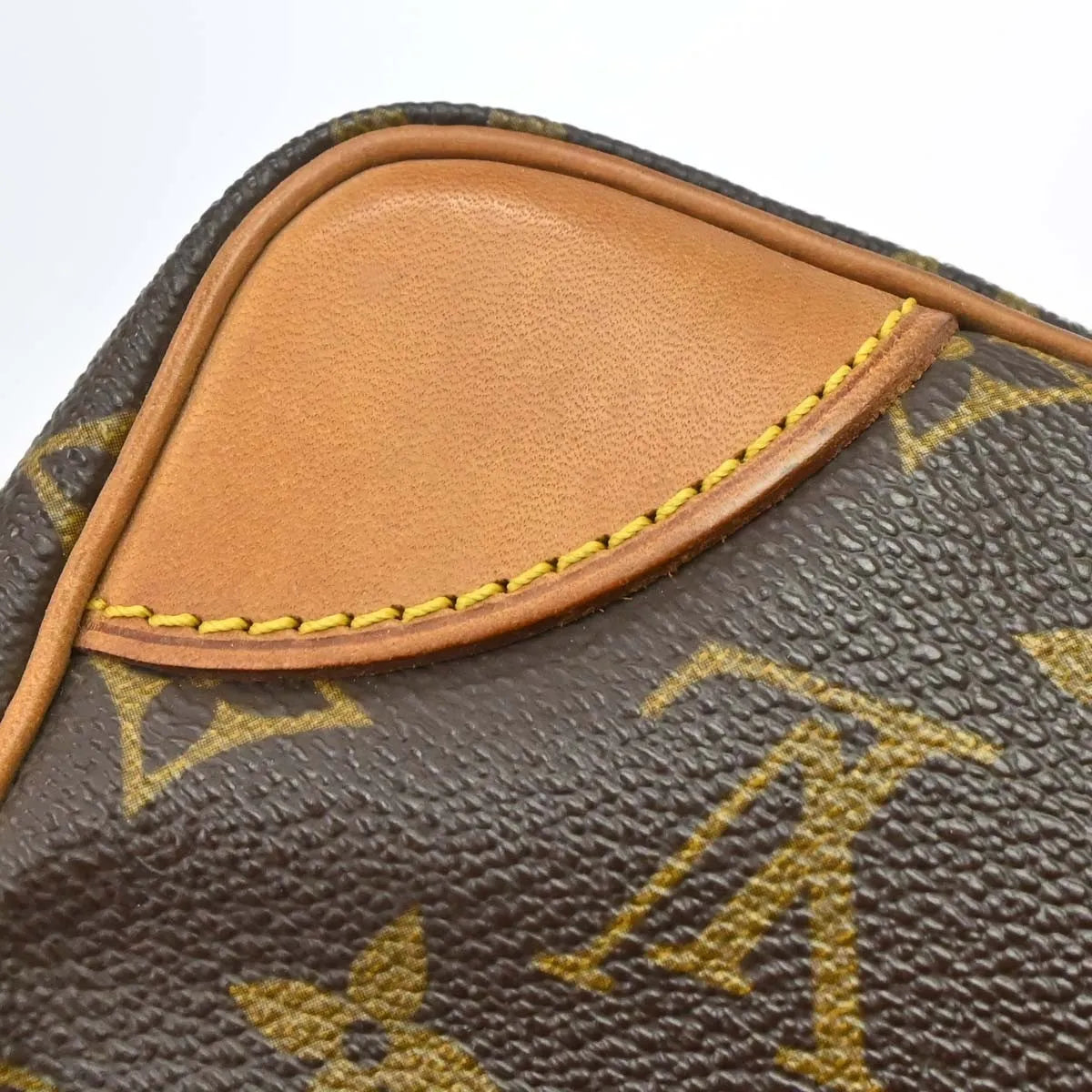 Louis Vuitton Trocadero Monogram Canvas Brown Canvas Shoulder Bag Bag (Pre-Owned)