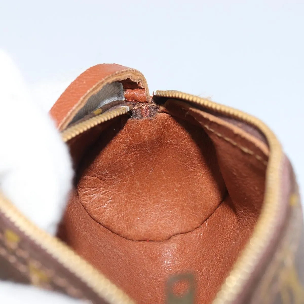 Louis Vuitton Papillon Pochette Monogram Canvas Brown Canvas Clutche & Pouche Bag (Pre-Owned)