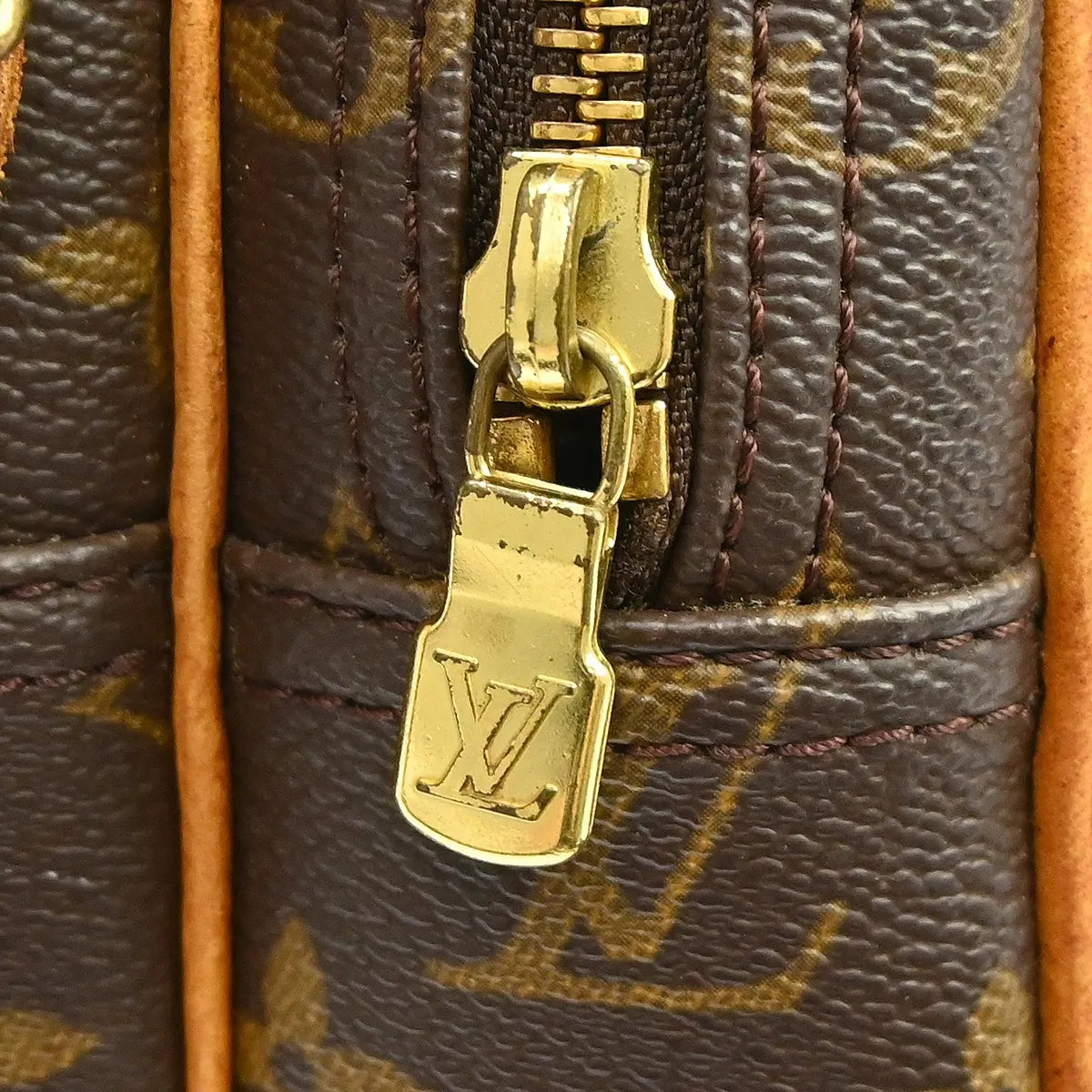 Louis Vuitton Reporter Monogram Canvas Brown Canvas Shoulder Bag Bag (Pre-Owned)